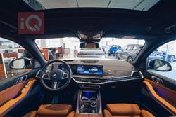 بی ئێم دەبڵیو X7